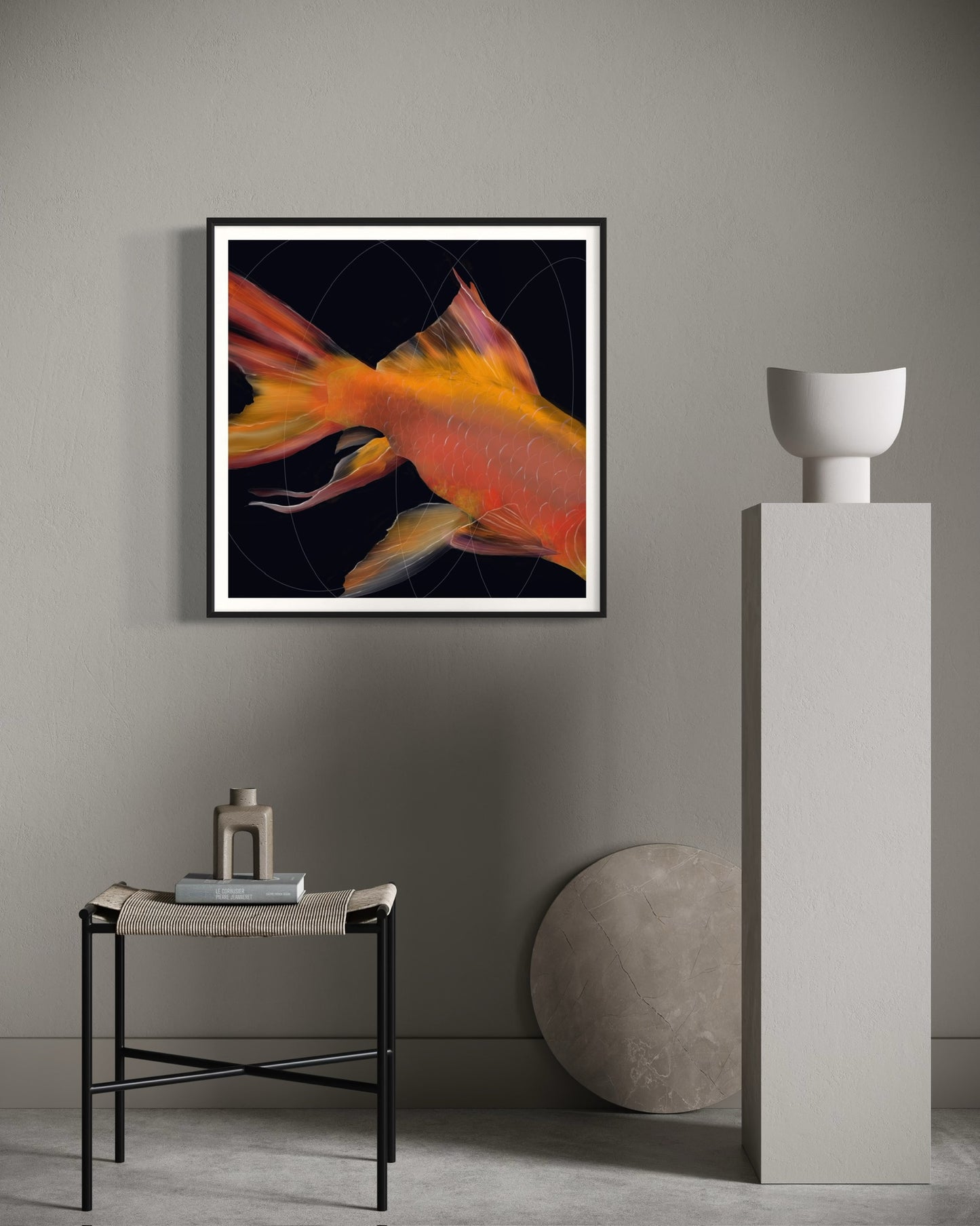 Lámina de arte digital con pez anaranjado sobre fondo claro y mueble moderno